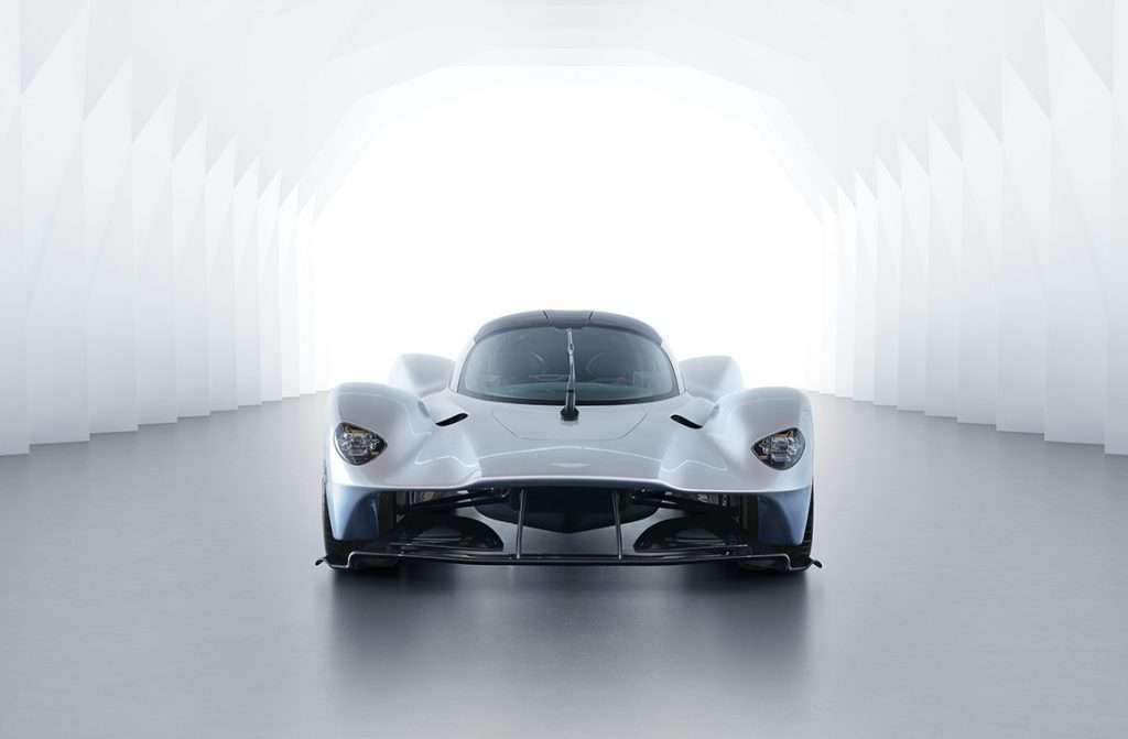 Aston Martin Valkyrie EUR 2,8 Milhões está quase pronto