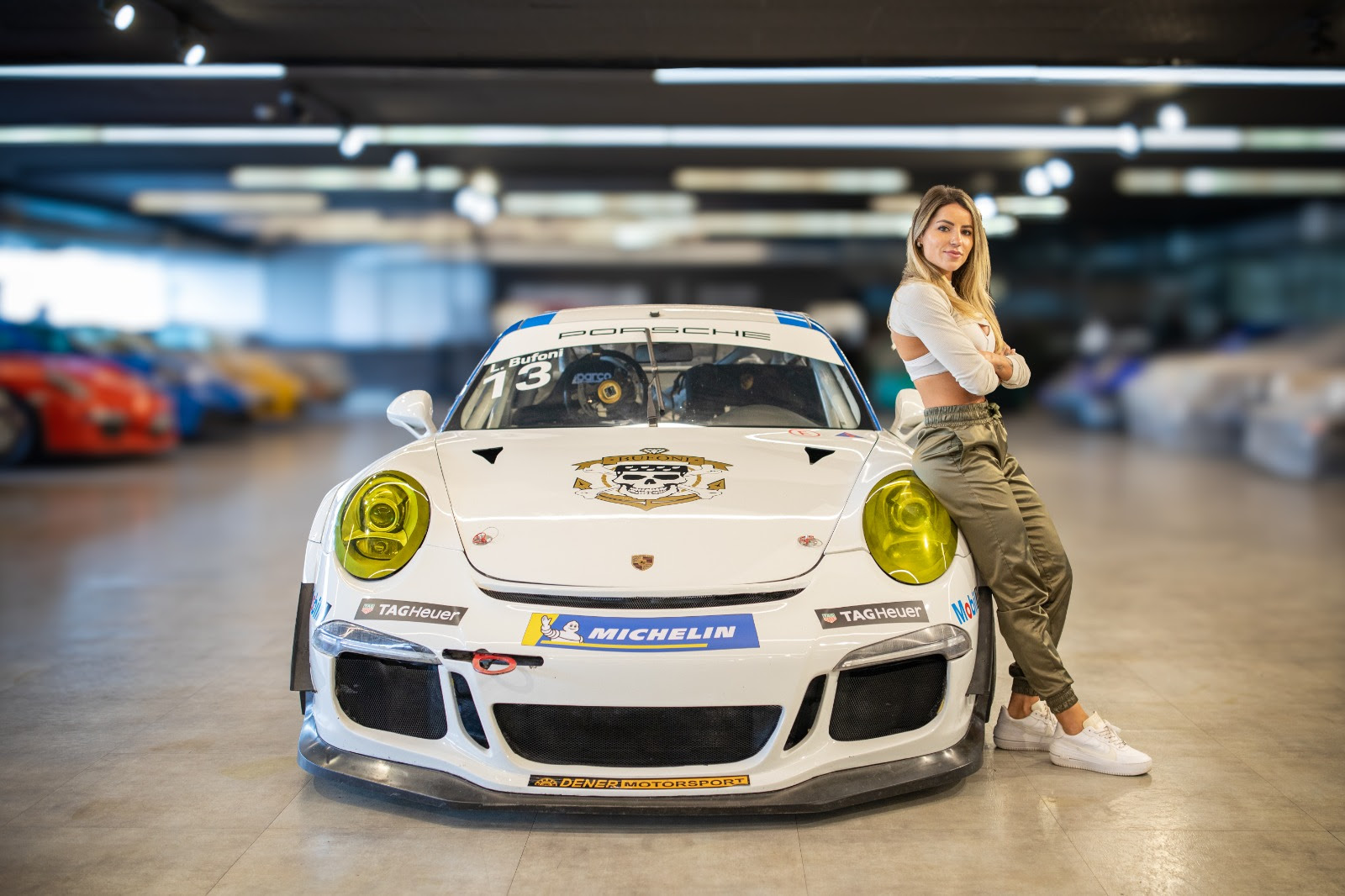 Skatista Leticia Bufoni estreia na Porsche Cup neste final de semana