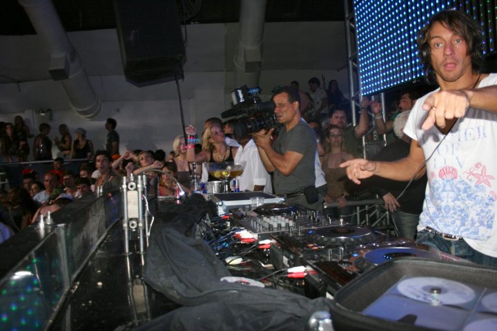 DJ Bob Sinclar criador do hino do verão Brasileiro Love Generation.