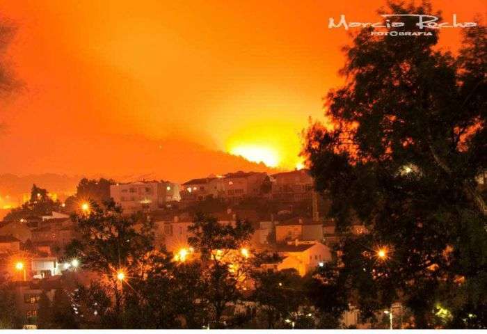 Incêndio destrói parte da cidade de Braga em Portugal - foto: Márcia Rocha