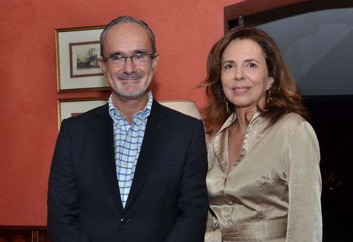 Consul da Espanha com a Embaixatriz Isabel Meirelles