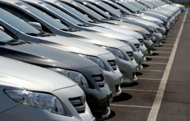 venda de veículo fecha 2017 com alta de 9,23 %
