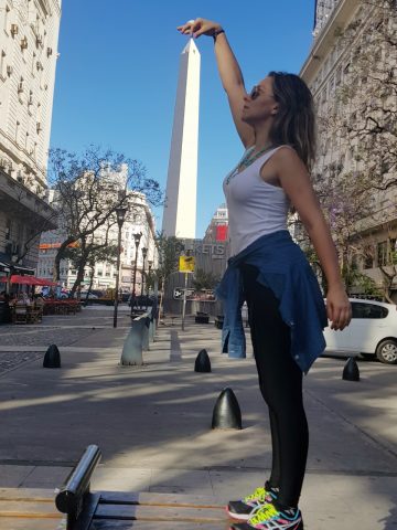 Letícia Tomazella visita Argentina . Foto divulgação.