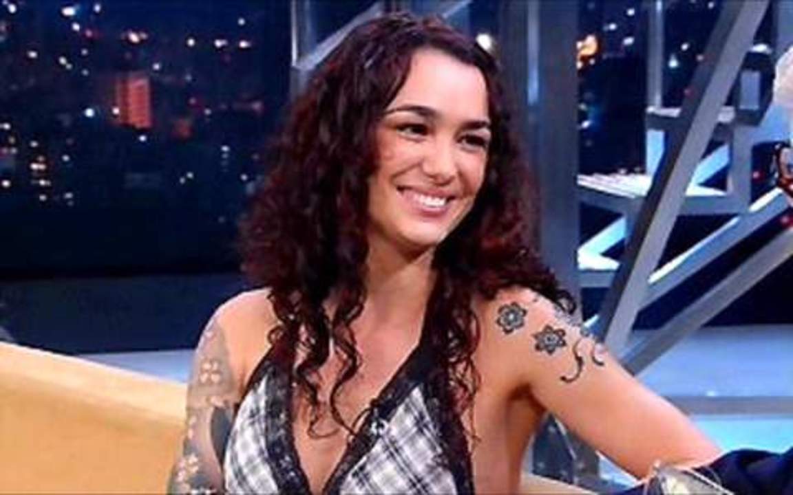 Andreia Dias lança CD no Sesc Belenzinho