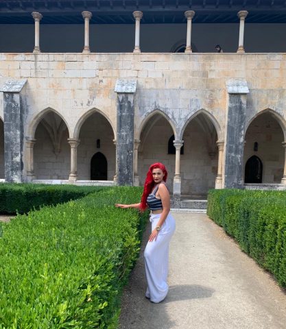 Nanda Marques visita pontos históricos de Portugal Nanda Marques visita pontos históricos de Portugal