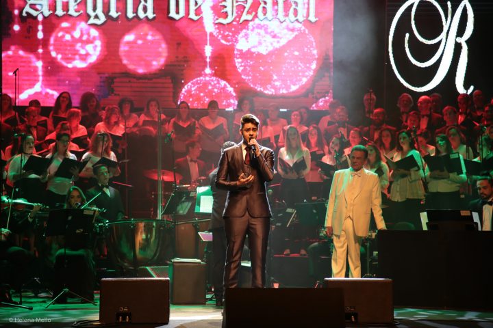 Enrico e Thiago Arancam participam de show de Natal ao lado de Agnaldo Rayol