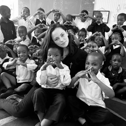 Empresa social ajuda através da educação a maior favela do mundo na África do Sul