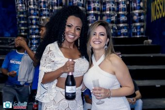 Madrinha de Bateria Tânia Oliveira e Rainha Cintia Mello