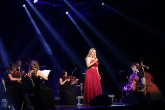 Concerto gratuito em Tijucas reúne Octeto de Cordas e trio da Camerata
