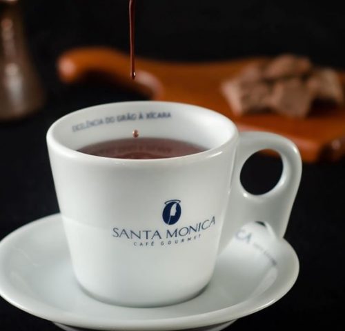 Café Santa Monica investe para dobrar a produção.