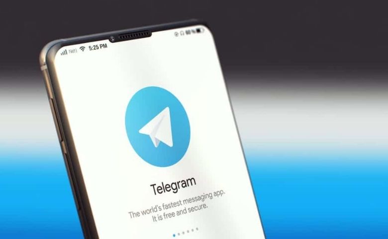 Telegram na Play Store a Google exige o bloqueio