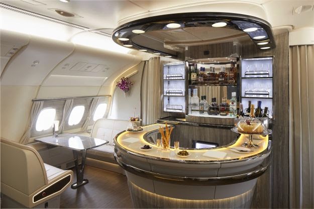 Emirates usa sua nova aeronave A380