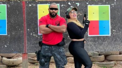 Agente Barros, possível Affair da apresentadora Flor