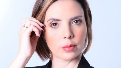 Gabriela Tavares  ajudando mulheres a se amarem
