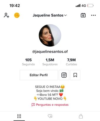 A influencer Jaqueline Santos teve conta banida com 300 milhões de Views