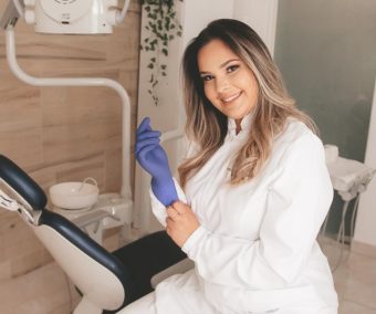 Dra. Gabriela Resende - A arte de transformar sorrisos