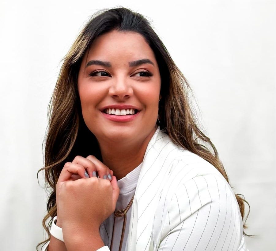 Visagismo e Harmonização Facial: O Método exclusivo da Dra. Fernanda Martins