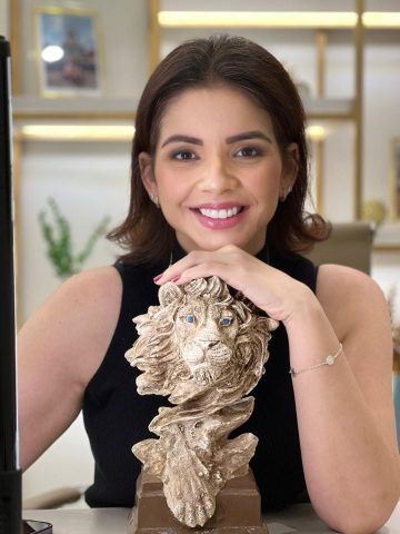 A filosofia de Dra. Verena Maia: Beleza natural, saúde e bem-estar A filosofia de Dra. Verena Maia: Beleza natural, saúde e bem-estar