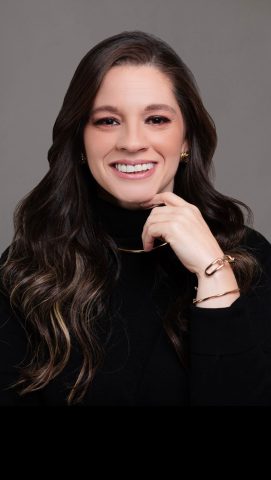 A ascensão da Dra. Andresa Barbosa: Uma jornada de inovação e elegância na Odontologia Paulistana A ascensão da Dra. Andresa Barbosa: Uma jornada de inovação e elegância na Odontologia Paulistana