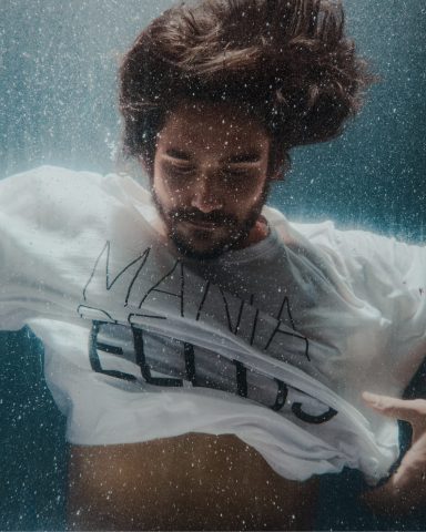 Nicolas Prattes, destaque nas telinhas e na moda brasileira!