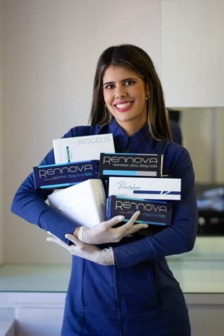 Persistência e Paixão - O legado de Adrielly Cardoso na estética biomédica Persistência e Paixão - O legado de Adrielly Cardoso na estética biomédica