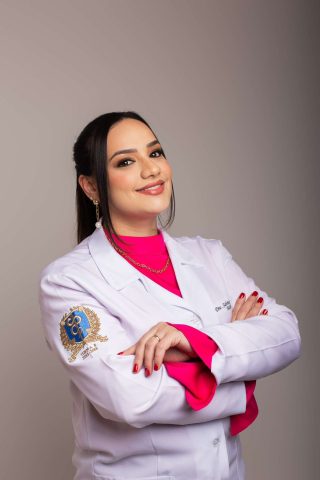 Equilíbrio hormonal e bem-estar: A jornada transformadora de Dra. Sabrina Rodrigues