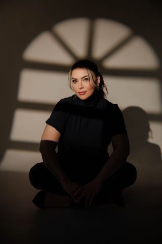 Reencontro com o espelho: Dra. Renata Carvalho devolve confiança através da harmonização facial Reencontro com o espelho: Dra. Renata Carvalho devolve confiança através da harmonização facial