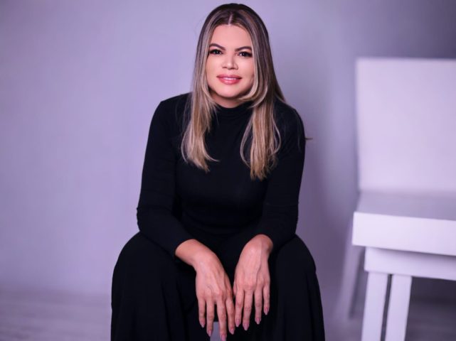 Dra. Nayara Mendonça: Transformando Autoestima com Ciência e Sensibilidade