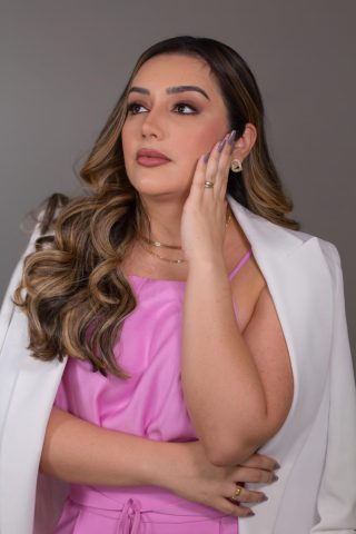 Dra. Quezia Aires: Ciência e sensibilidade na Harmonização