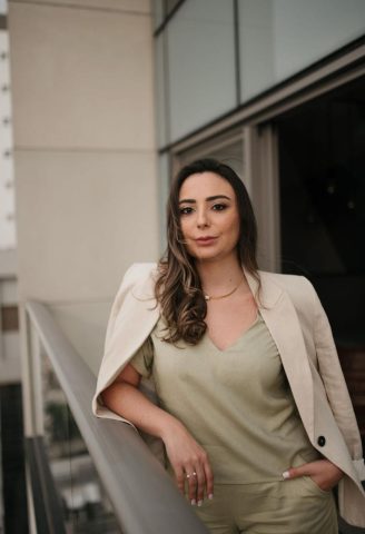 Inovação e segurança na estética: A revolução da radiologia com Dra. Tainara H. Soler Inovação e segurança na estética: A revolução da radiologia com Dra. Tainara H. Soler