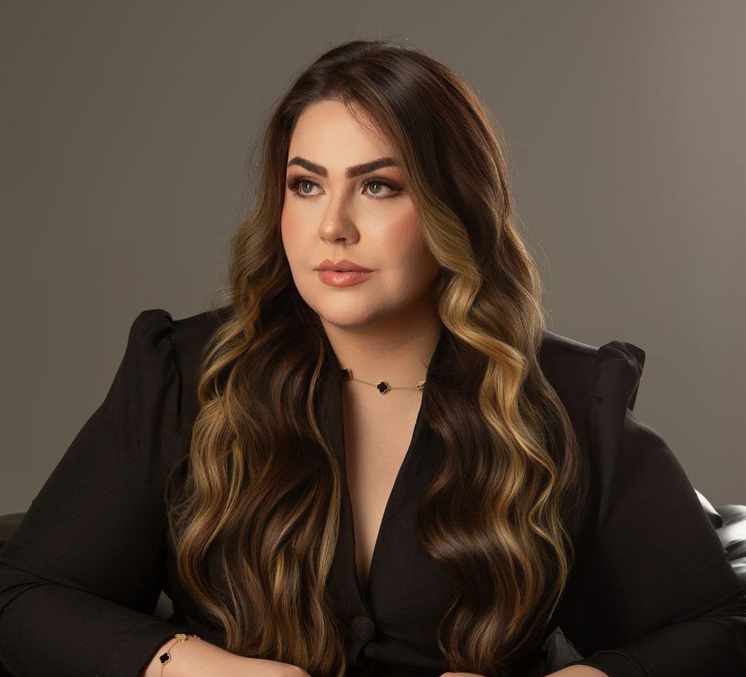 Dra. Helen Zamprogna: Onde a beleza se encontra com a essência