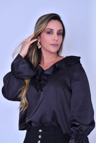 Dra. Andressa Telles, beleza com ciência Dra. Andressa Telles, beleza com ciência