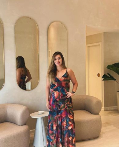 Dra. Andressa Telles, beleza com ciência Dra. Andressa Telles, beleza com ciência