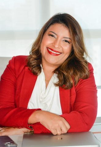 Dra. Anne Chidwick: Ciência e cuidado para a saúde íntima Dra. Anne Chidwick: Ciência e cuidado para a saúde íntima