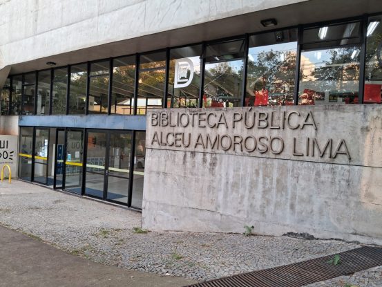 Biblioteca Alceu Amoroso Lima: uma das bibliotecas públicas da cidade de São Paulo. Foto: Magali Machado de Almeida.