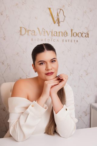 Dra. Viviane Iocca – Naturalidade em cada traço Dra. Viviane Iocca – Naturalidade em cada traço