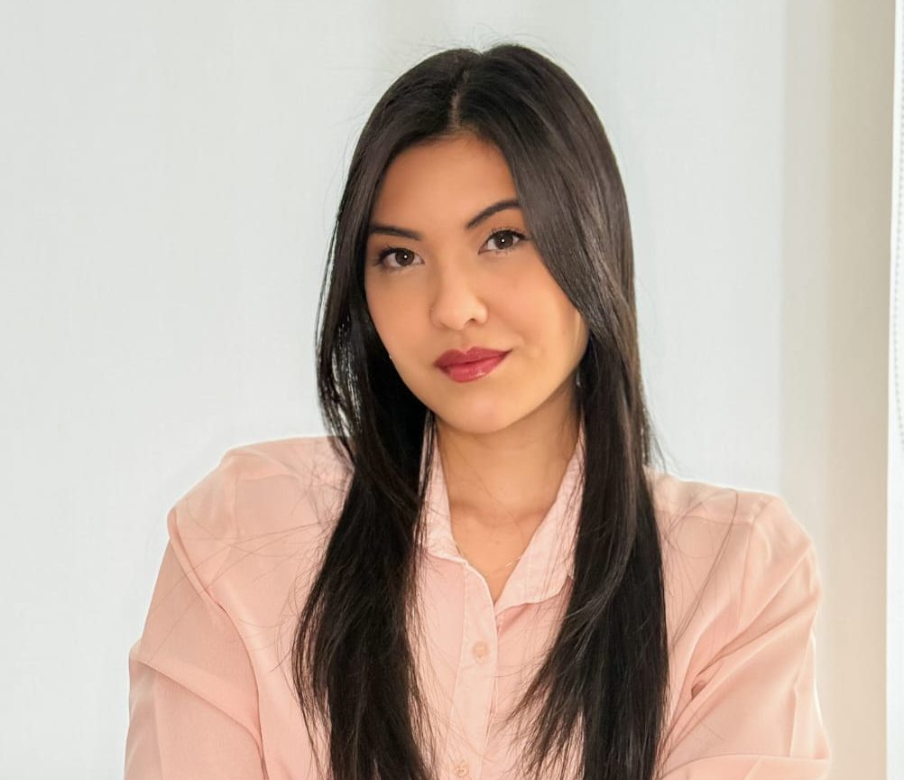 Dra. Thais Yokokura: Ciência e Cuidado em Harmonia