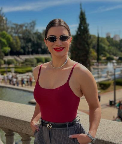 Dra. Catieli Girardi: personalidade que vai além do consultório