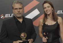 Frederico Lapenda é laureado com o Prêmio de Excelência em Entretenimento Esportivo por sua contribuição à Capoeira no ECF