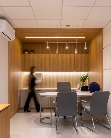 Caroline Probst: Onde o tempo encontra a forma Caroline Probst: Onde o tempo encontra a forma