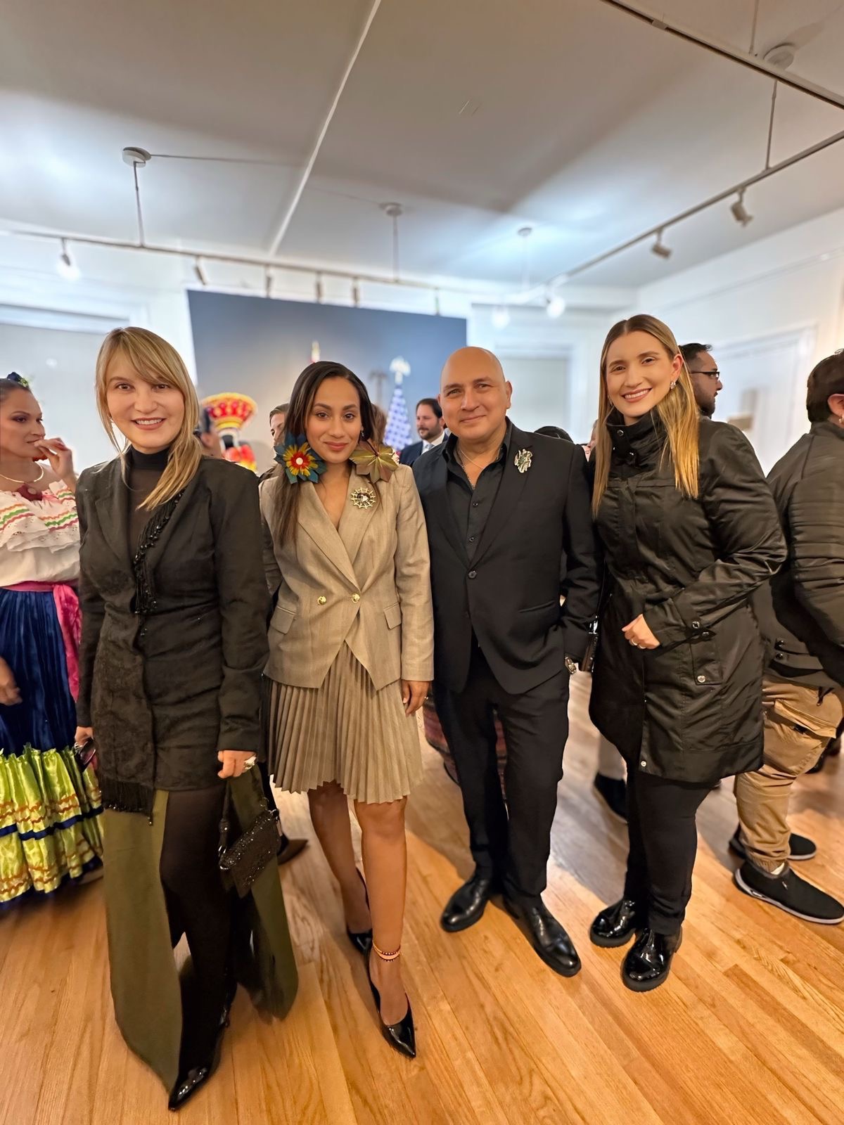 Maísa Gouveia e Natália Gouveia apresentam coleção em Washington Maísa Gouveia e Natália Gouveia apresentam coleção em Washington
