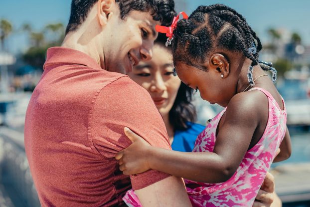 O Lar Vinícius já possibilitou que mais de 400 crianças fossem adotadas, tanto no Brasil quanto no exterior, ou retornassem com segurança às suas famílias biológicas. Foto: divulgação.