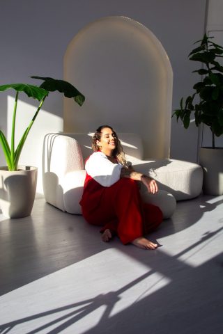 Dra. Amanda Sardá e o poder da beleza com essência