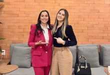 Ciência e arte em sintonia: Dra. Claudiana Melo inicia tratamento estético facial da cantora Izy Monteiro