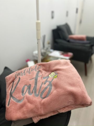 Instituto Katz lança campanha que transforma o autocuidado no presente ideal de fim de ano