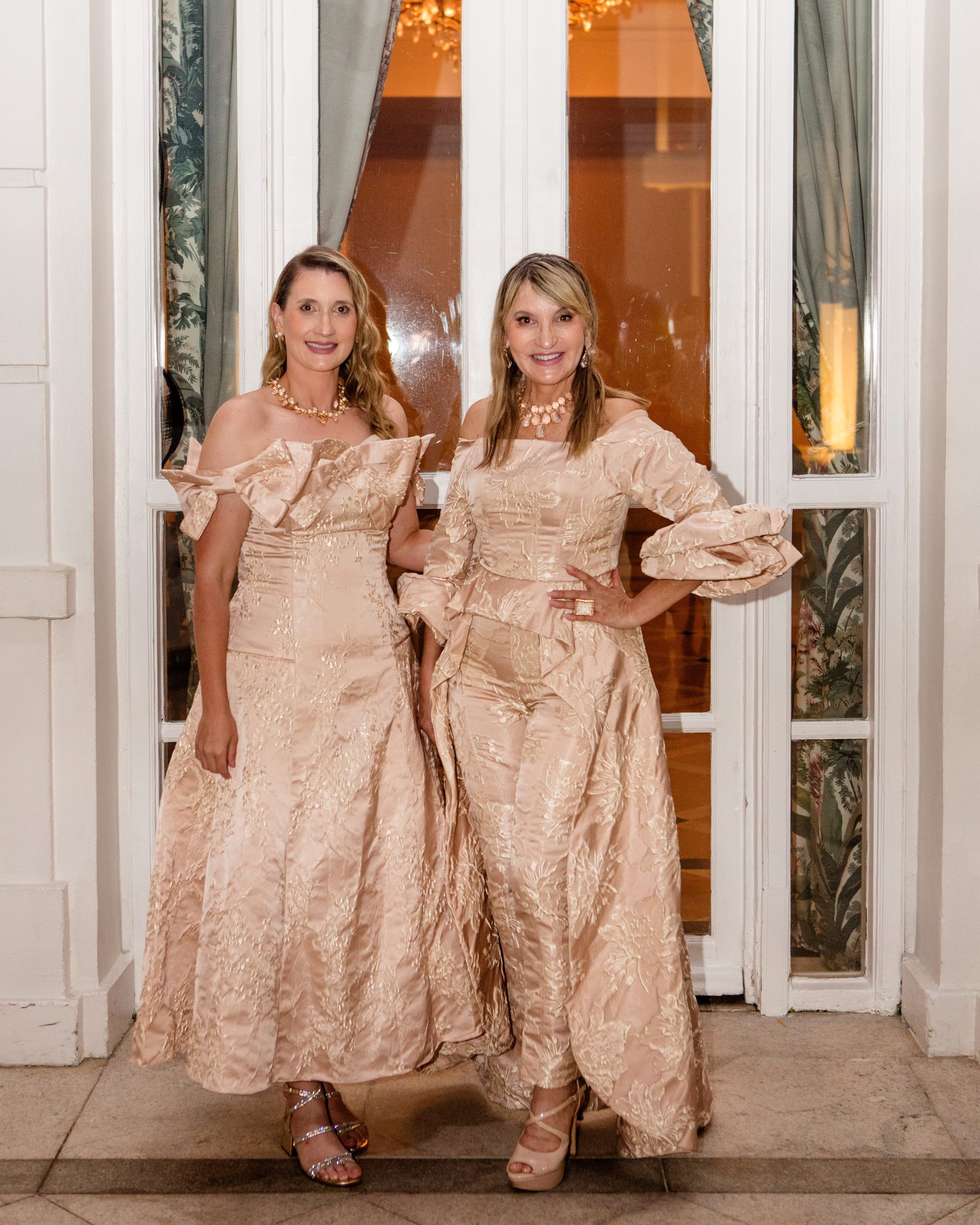 Maísa e Natália Gouveia brilham no Copacabana Palace
