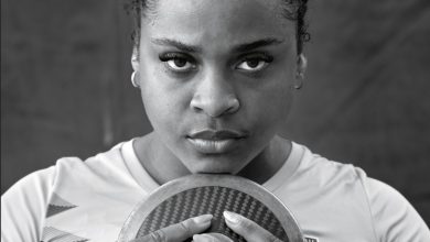 Superação em foco: atletas de Paris 2024 ganham retratos sensíveis de Gustavo Malheiros em “Olímpicos e Paralímpicos”