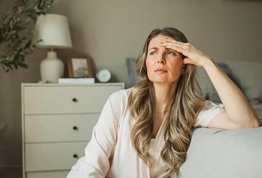 Muito além dos hormônios: a menopausa sob um novo olhar