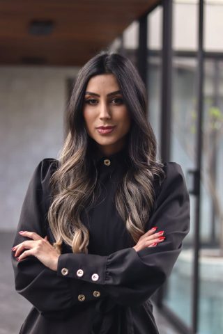 Estética sem padrões: o olhar da Dra. Déborah Souza sobre beleza e identidade