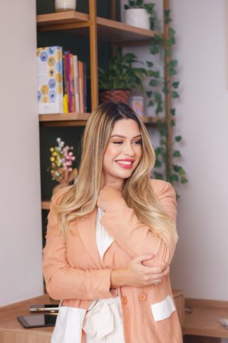 Dra. Nathália Rocha transforma a escuta em ferramenta clínica de cuidado e ciência